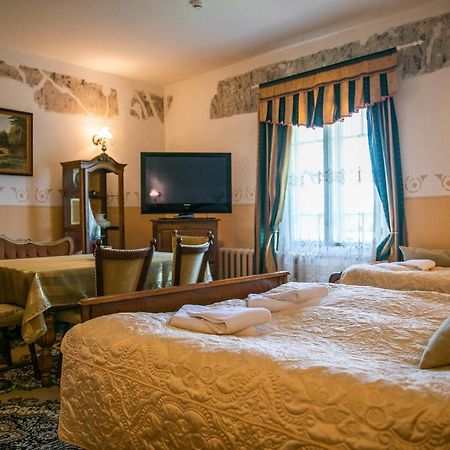 Cantervilla Castle Отепяе Екстер'єр фото